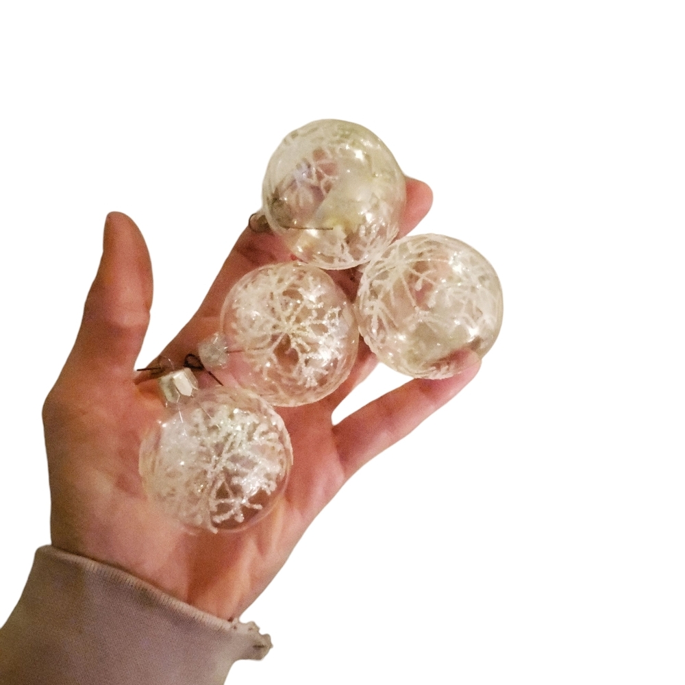 Vintage Clear Glass Snowflake Ornaments